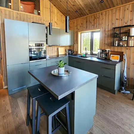 With Forest Edge Views Prázdninový dům Svingvoll